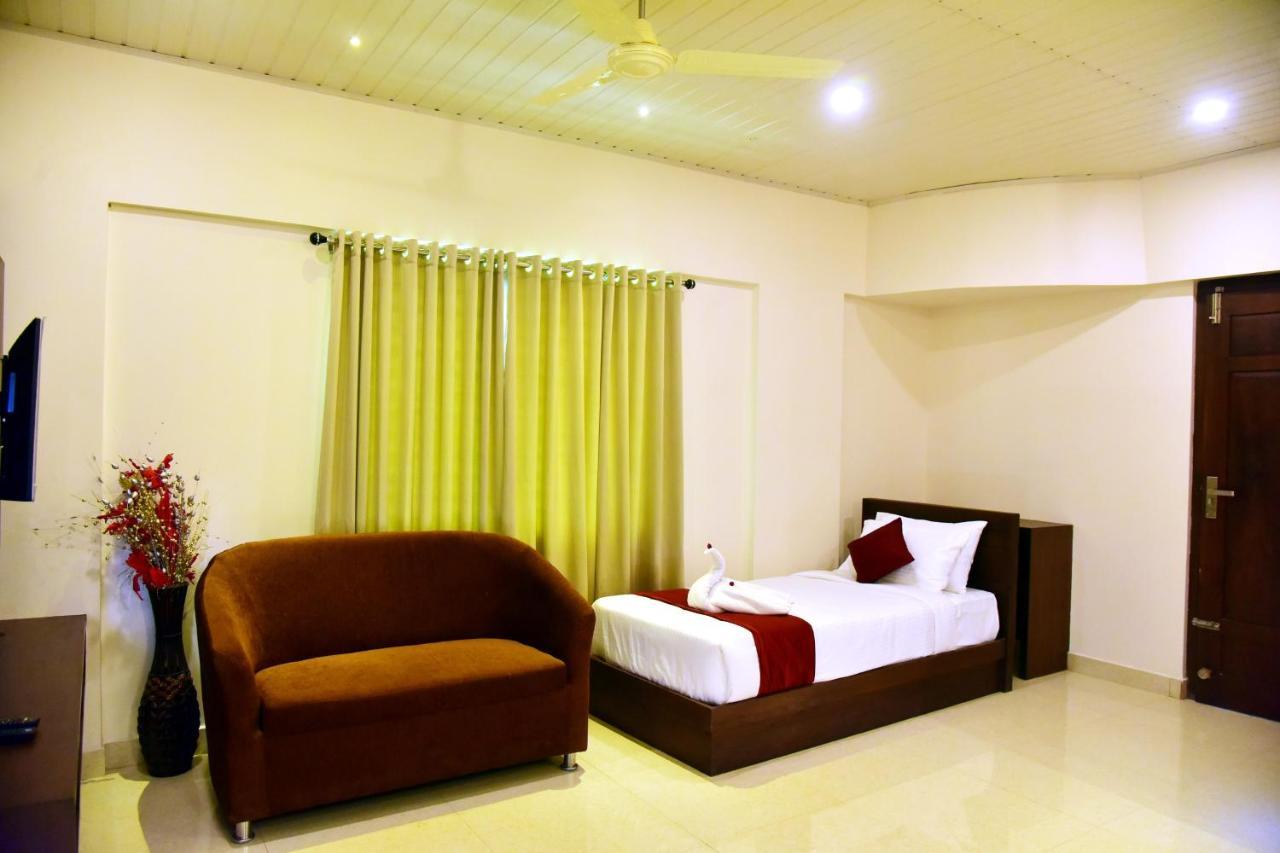 Hotel Coorg Palace Мадікері Екстер'єр фото