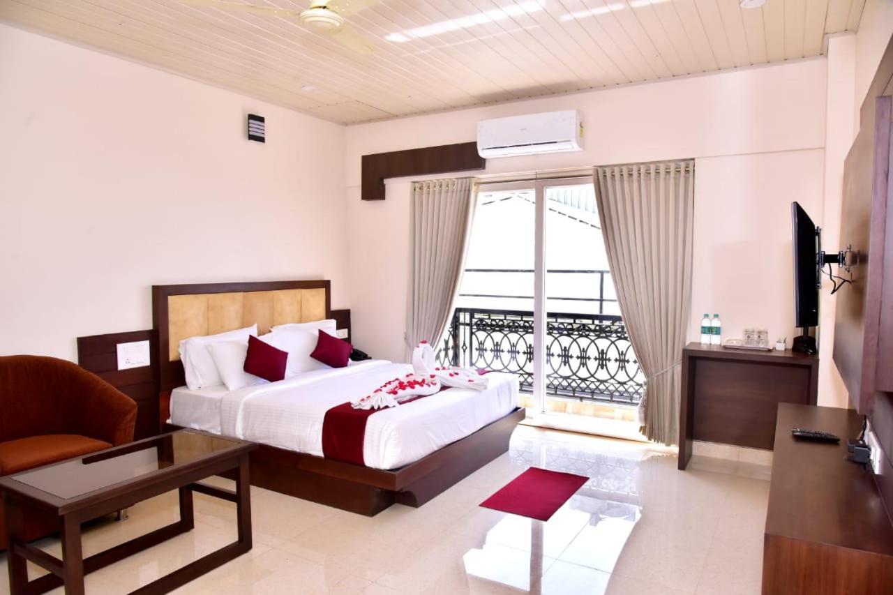 Hotel Coorg Palace Мадікері Екстер'єр фото